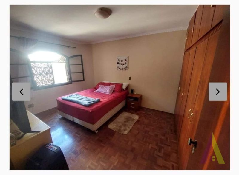 Sobrado em Bairro Tradicional em São Roque! 