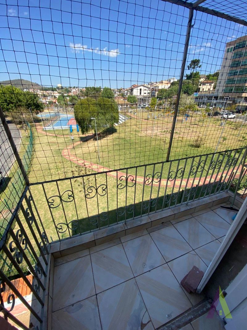 Apartamento em Bairro Tradicional em São Roque!