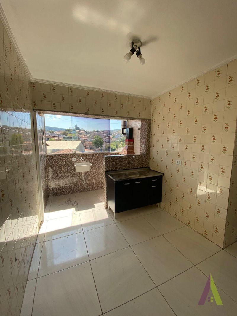 Apartamento em Bairro Tradicional em São Roque!