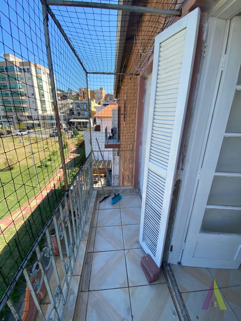 Apartamento em Bairro Tradicional em São Roque!
