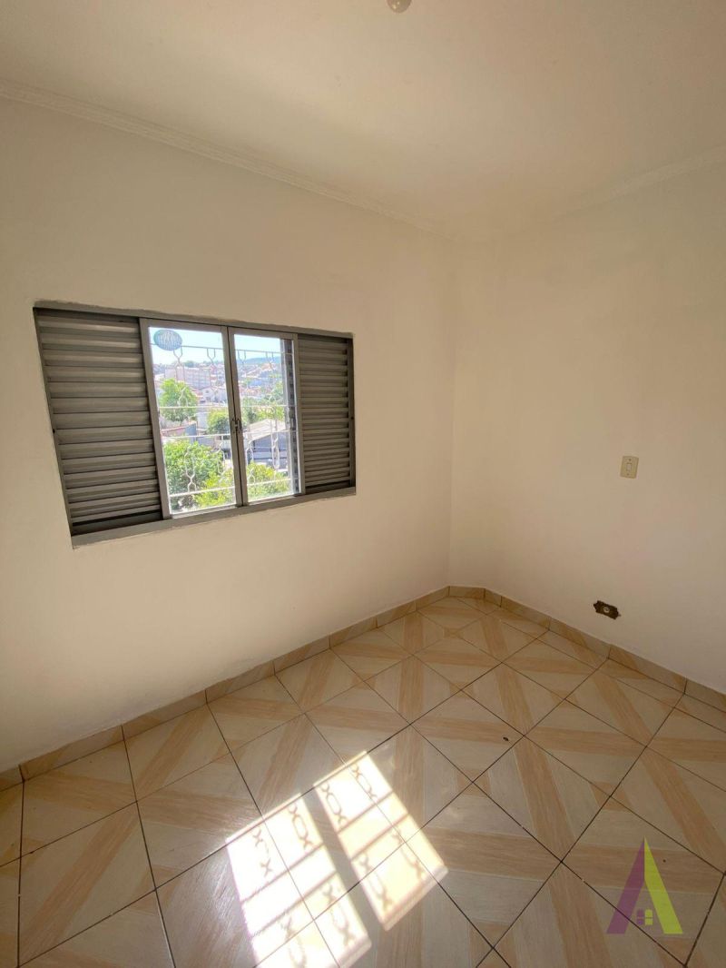 Apartamento em Bairro Tradicional em São Roque!