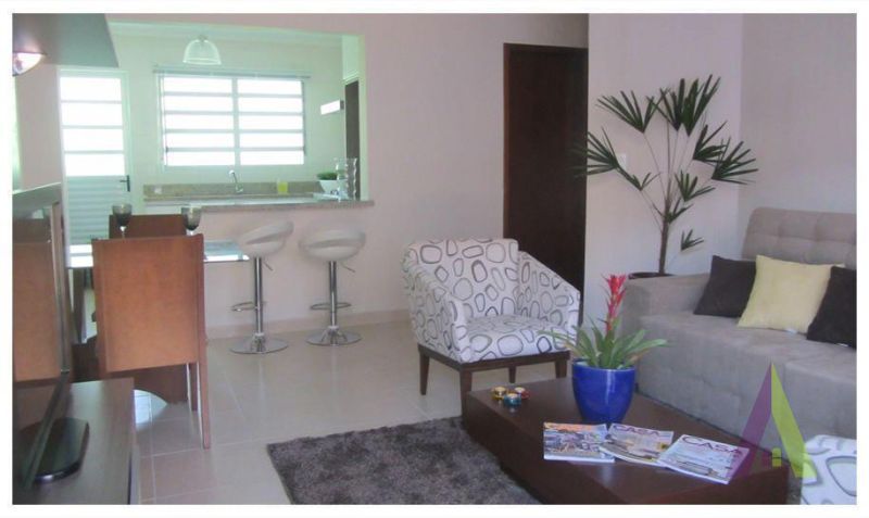 Casa em Condomínio em São Roque! 