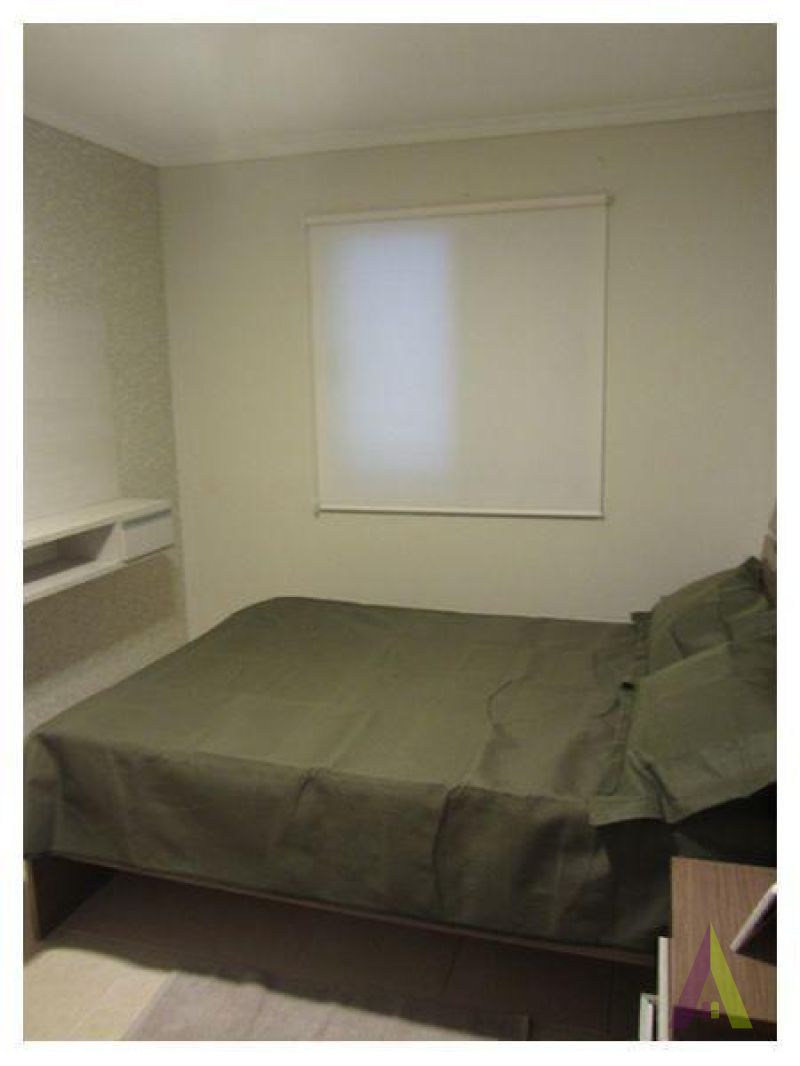 Casa em Condomínio em São Roque! 