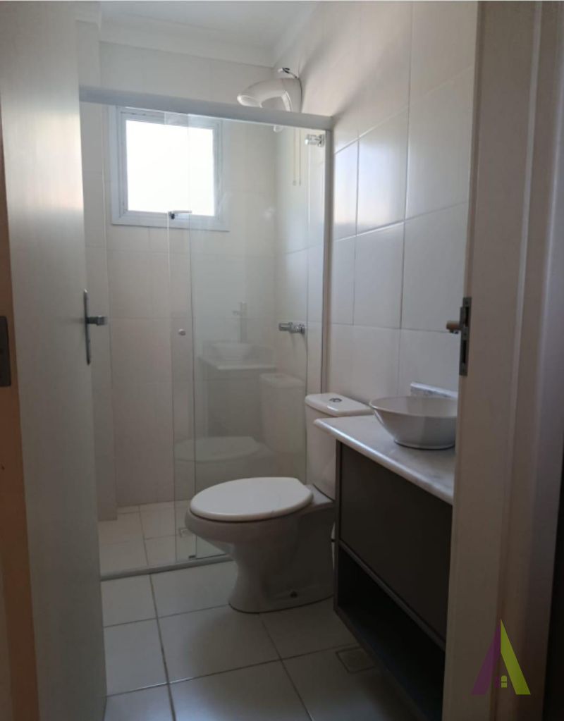 Apartamento Mobiliado com Quintal em São Roque!