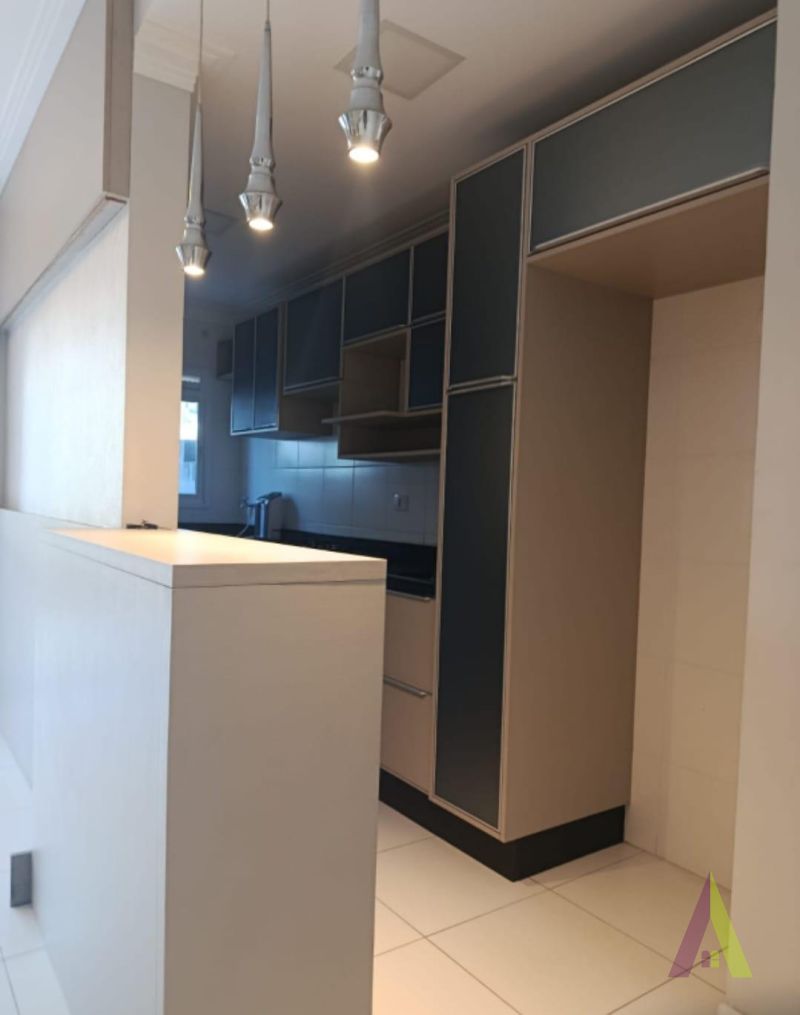 Apartamento Mobiliado com Quintal em São Roque!