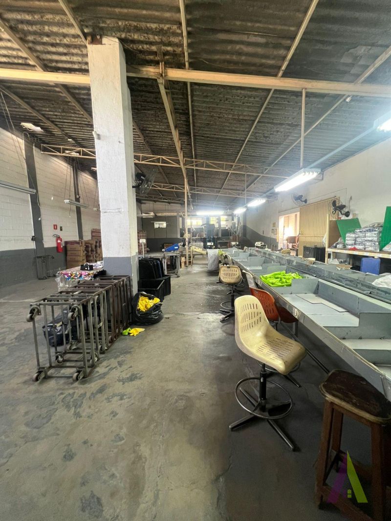 Galpão Industrial em Ponto Estratégico de São Roque!