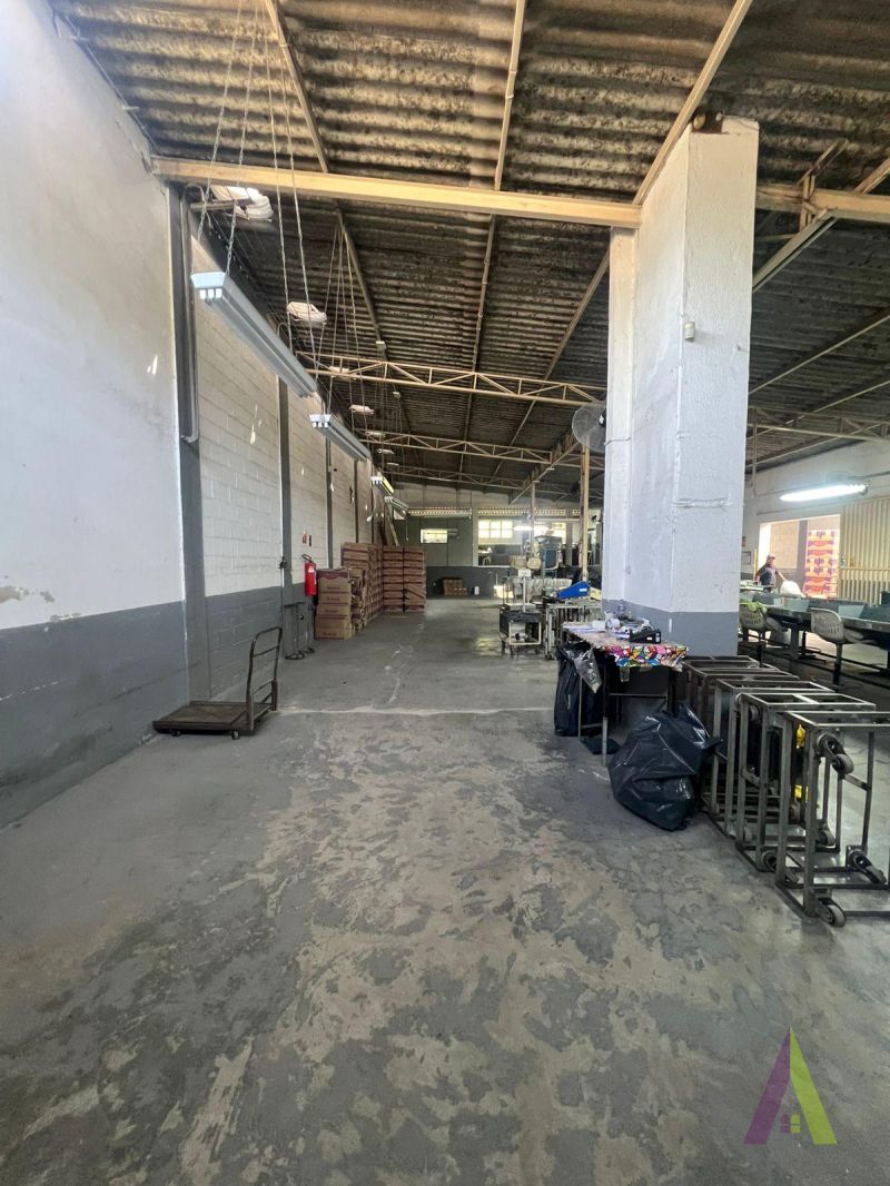 Galpão Industrial em Ponto Estratégico de São Roque!