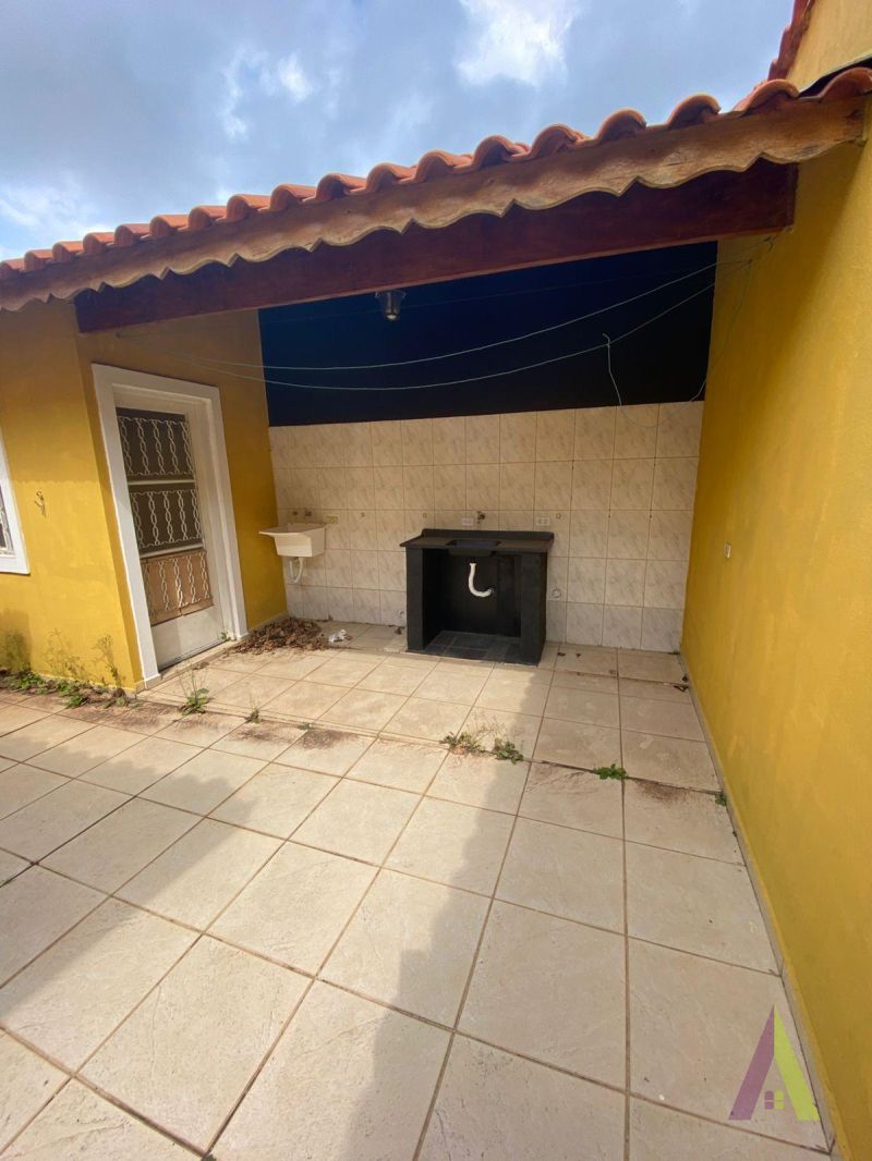 Casa Térrea em Condomínio Fechado  de São Roque!