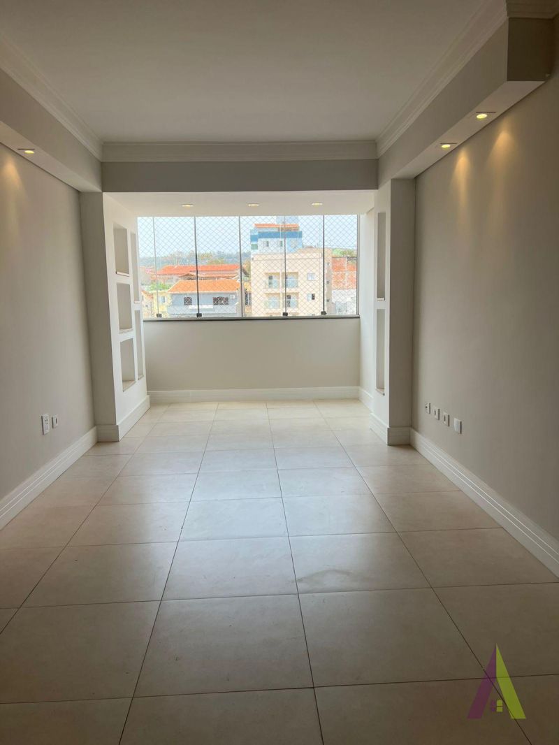 Apartamento Próximo ao Centro de São Roque!