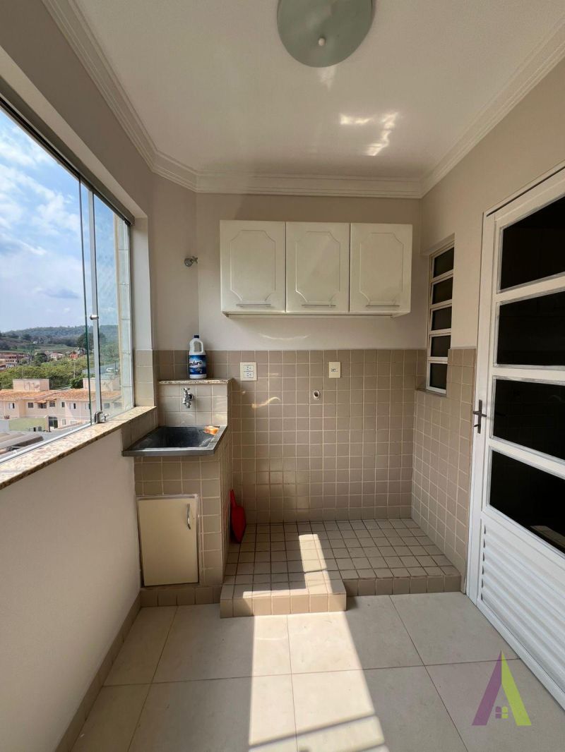 Apartamento Próximo ao Centro de São Roque!