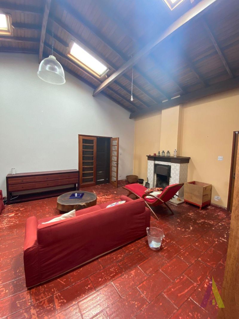 Sítio no Centro de São Roque! 