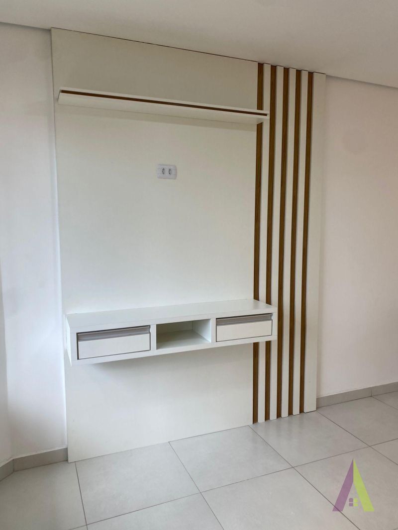 Casa em Condomínio Fechado em São Roque!