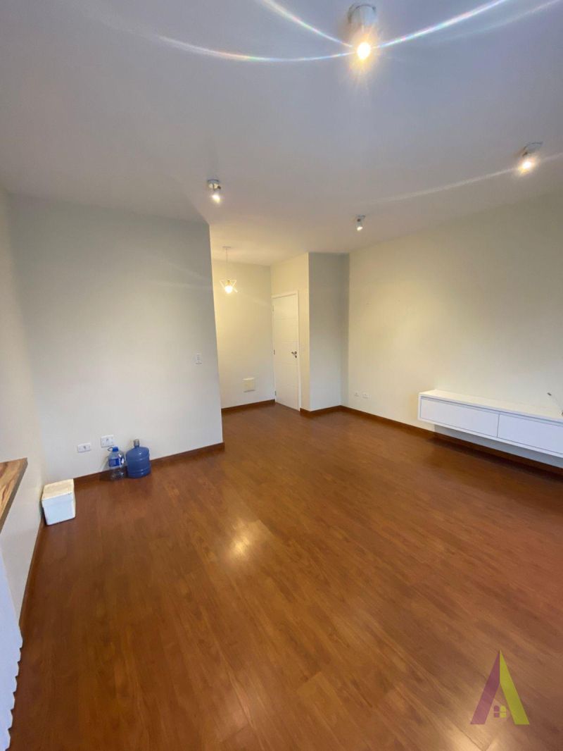 Apartamento com Varanda Gourmet em São Roque!