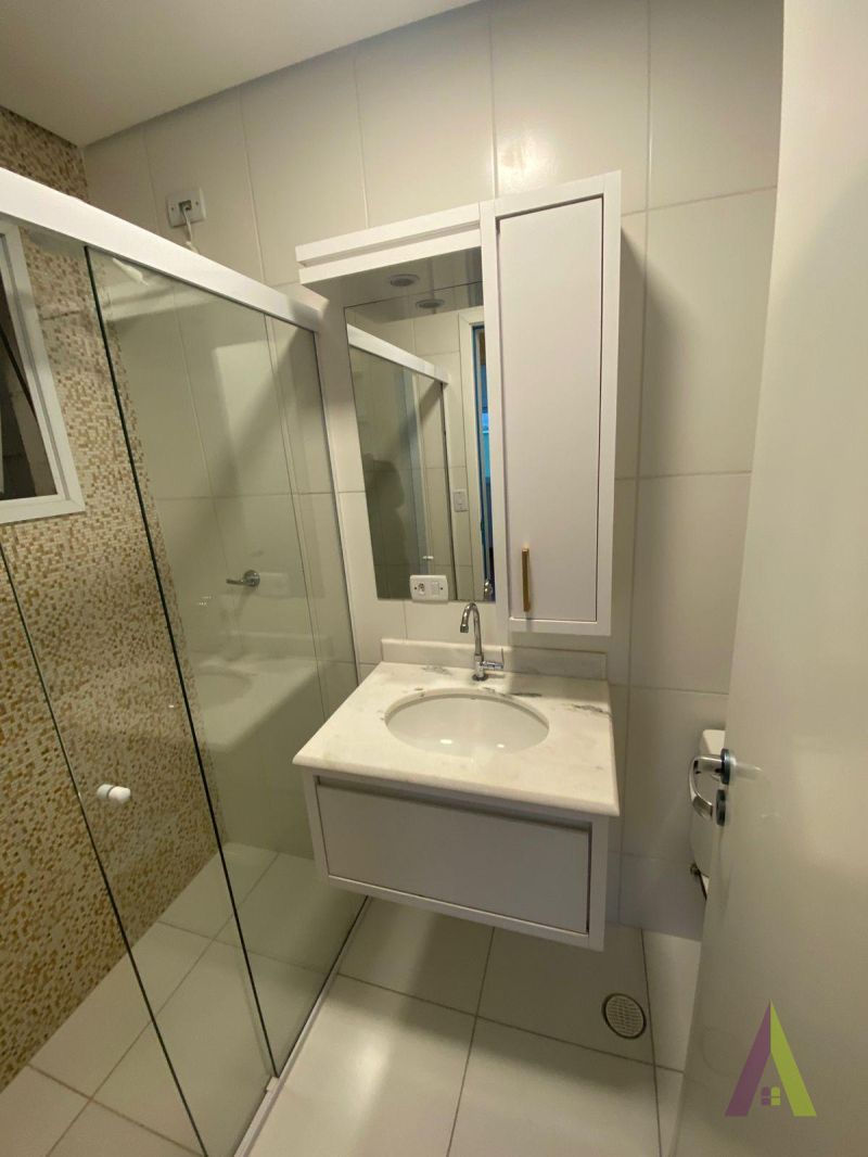 Apartamento com Varanda Gourmet em São Roque!