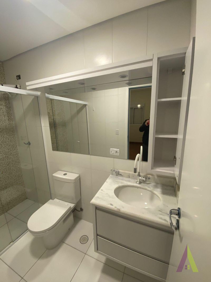 Apartamento com Varanda Gourmet em São Roque!