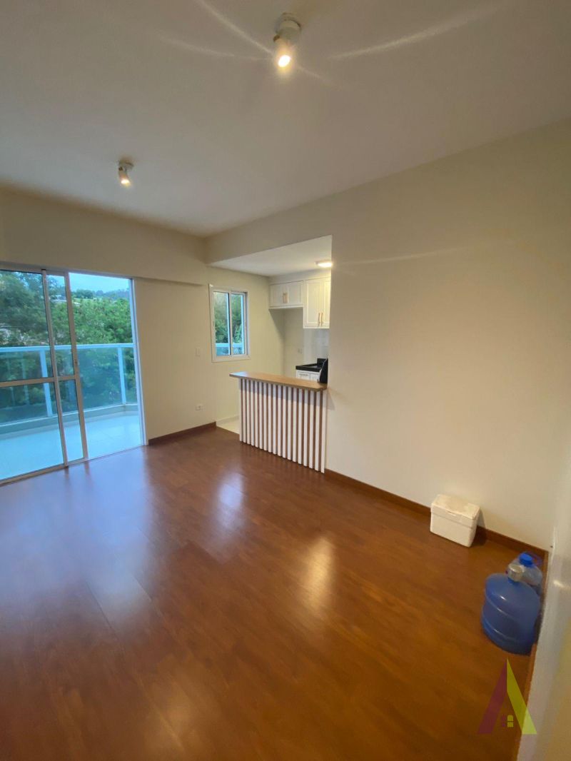 Apartamento com Varanda Gourmet em São Roque!