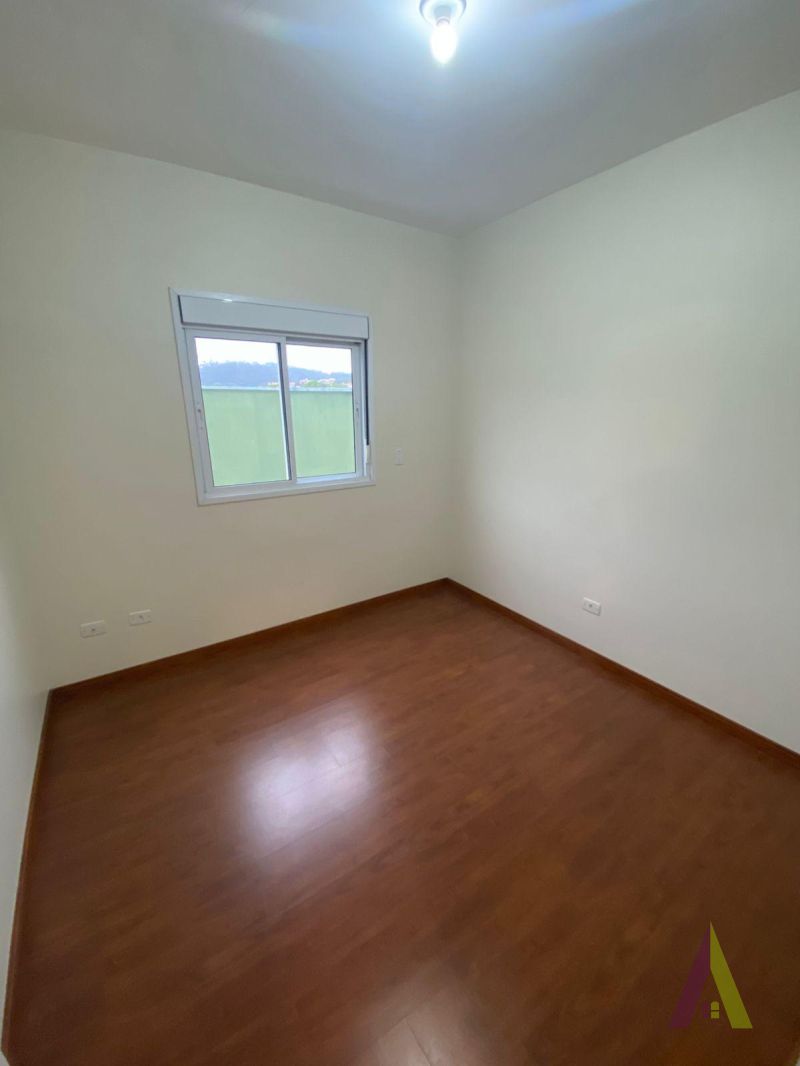 Apartamento com Varanda Gourmet em São Roque!