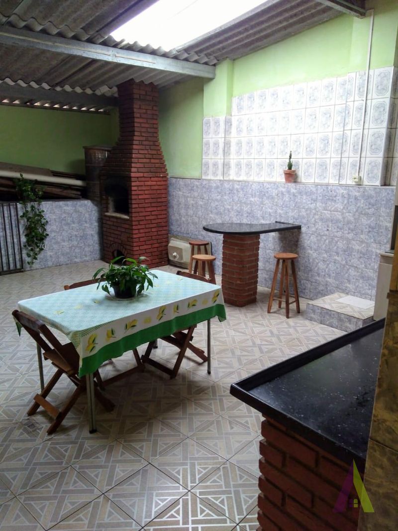  Casa Térrea no Bairro Paisagem Colonial em SÃO ROQUE!