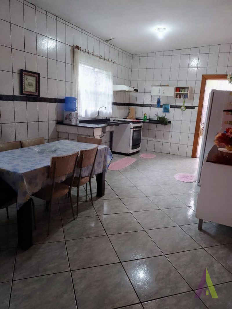  Casa Térrea no Bairro Paisagem Colonial em SÃO ROQUE!