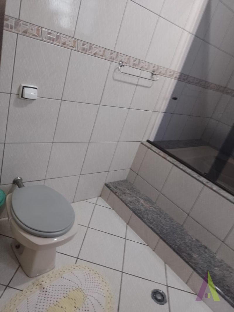  Casa Térrea no Bairro Paisagem Colonial em SÃO ROQUE!