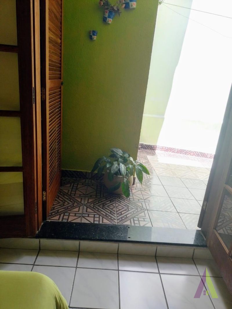  Casa Térrea no Bairro Paisagem Colonial em SÃO ROQUE!