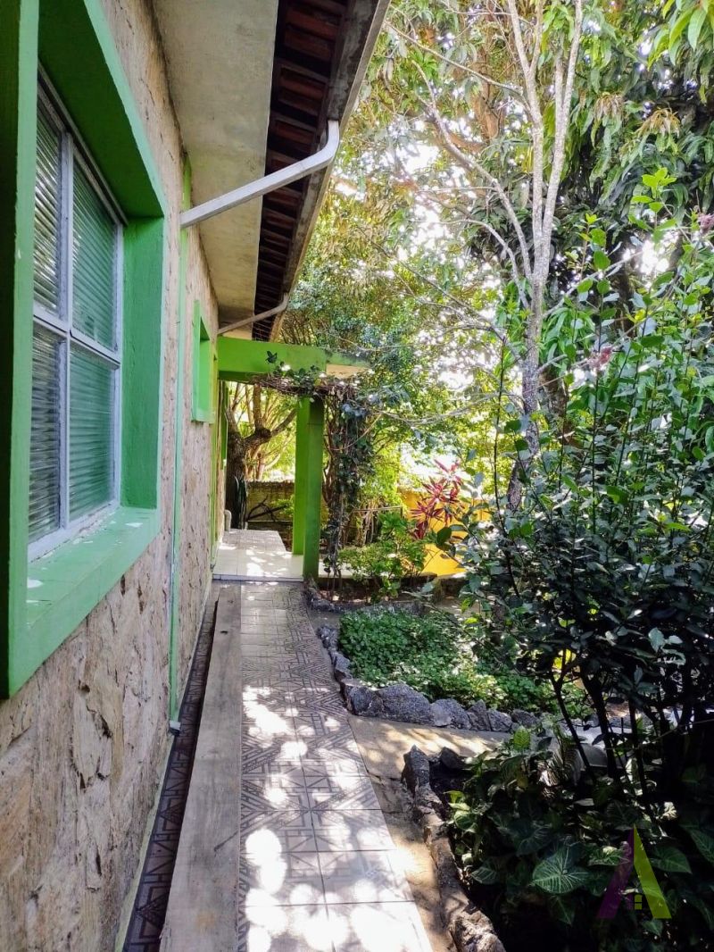  Casa Térrea no Bairro Paisagem Colonial em SÃO ROQUE!