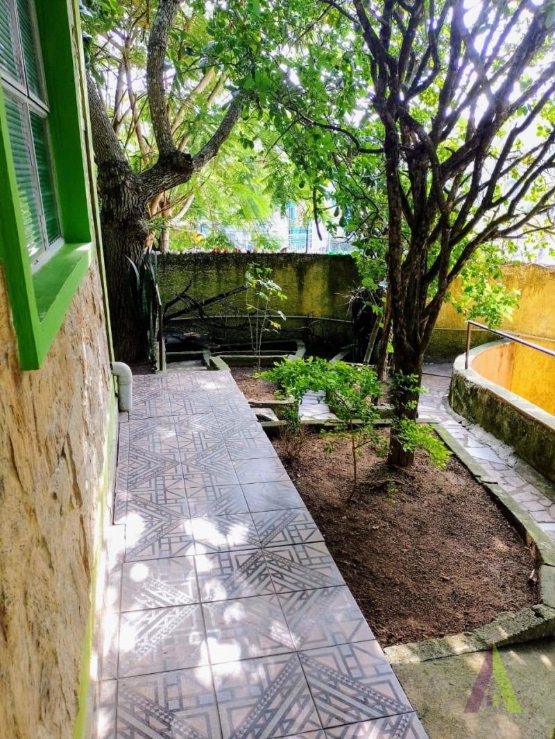  Casa Térrea no Bairro Paisagem Colonial em SÃO ROQUE!