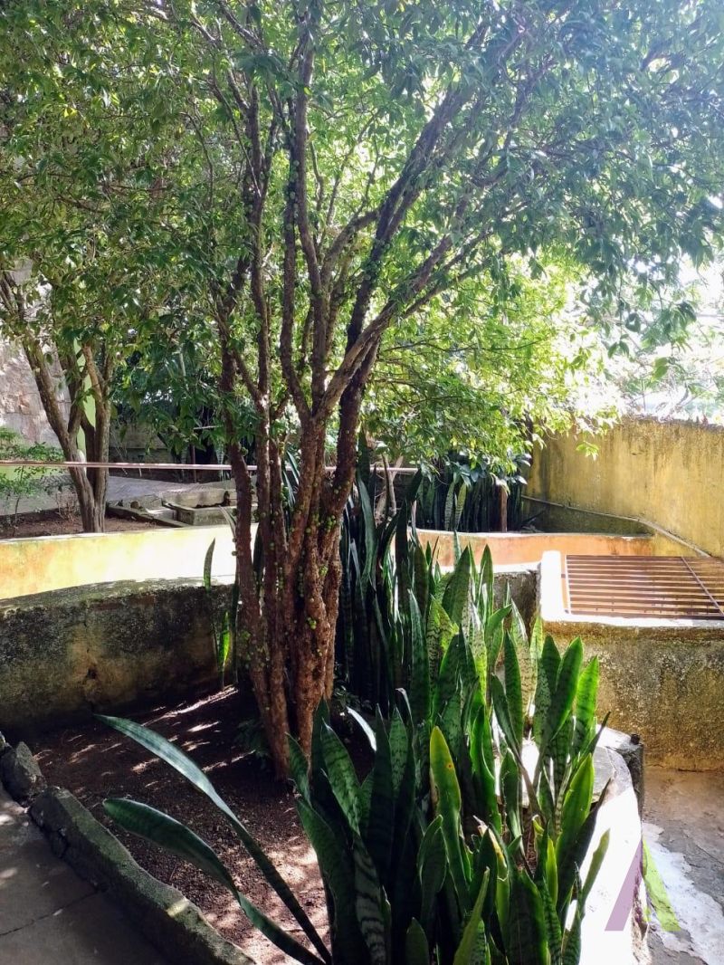  Casa Térrea no Bairro Paisagem Colonial em SÃO ROQUE!