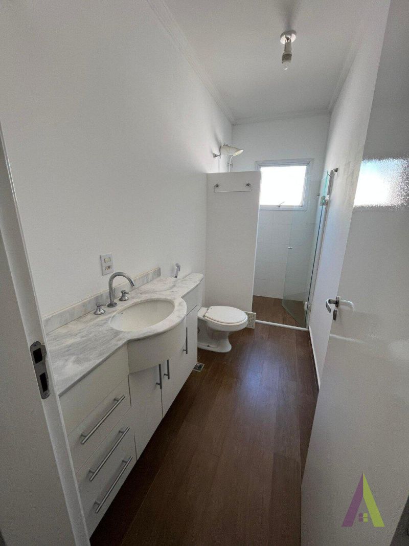 Apartamento  com Varanda Gourmet em Condomínio Resort de São Roque!