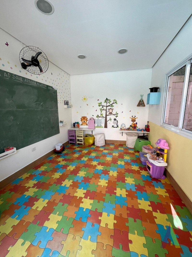 Apartamento  com Varanda Gourmet em Condomínio Resort de São Roque!