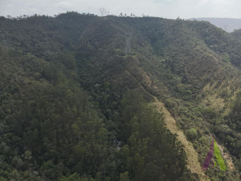 Terrenos com Muita Área Verde em Cabreúva!