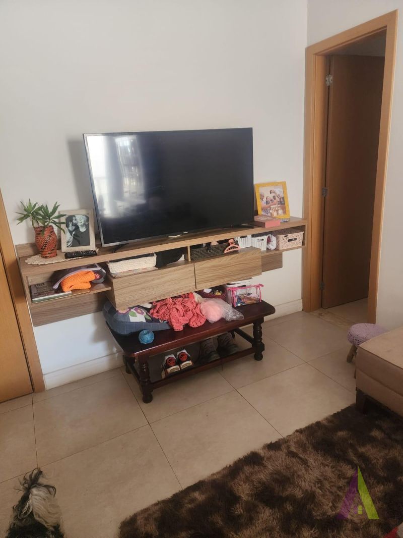 Apartamento no Centro de São Roque!