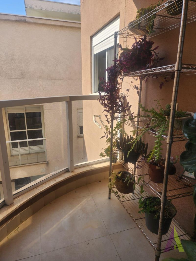 Apartamento no Centro de São Roque!