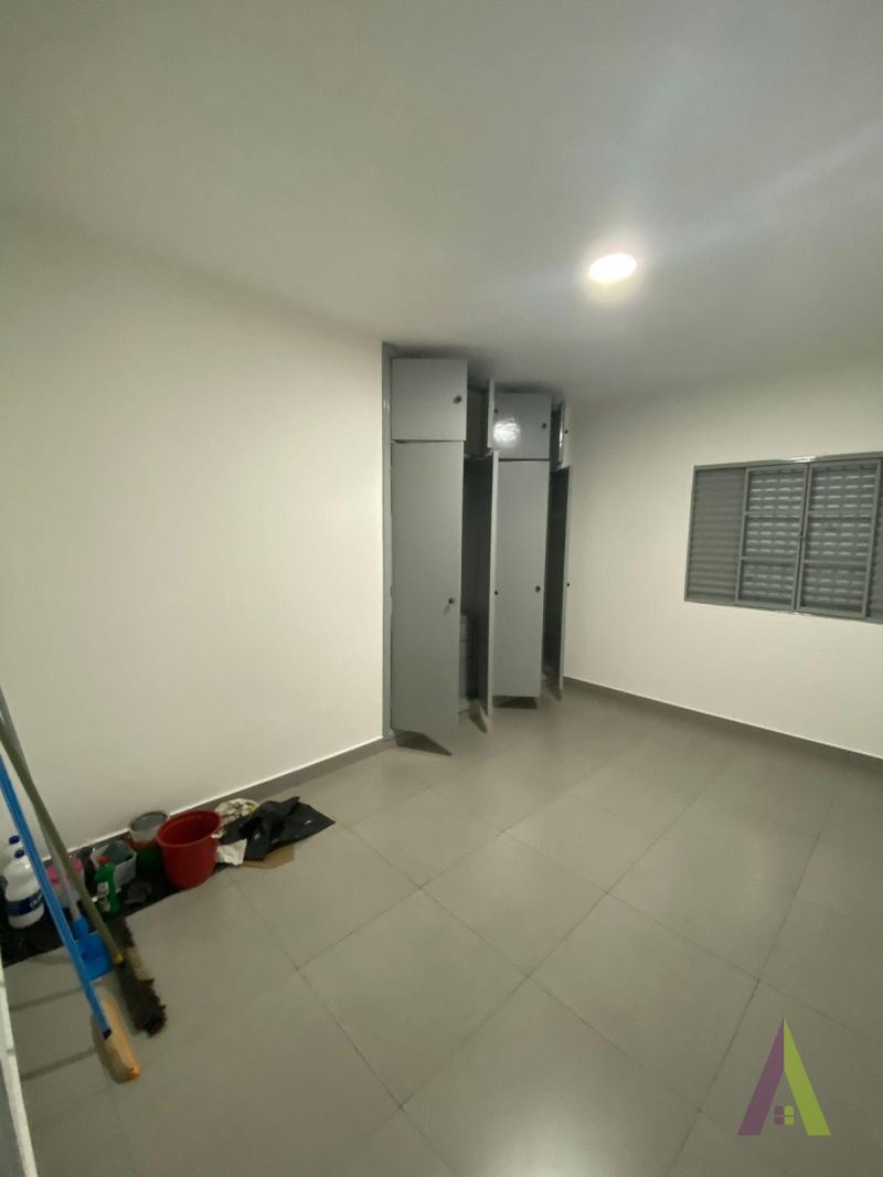 Apartamento com Quintal no Centro de São Roque!