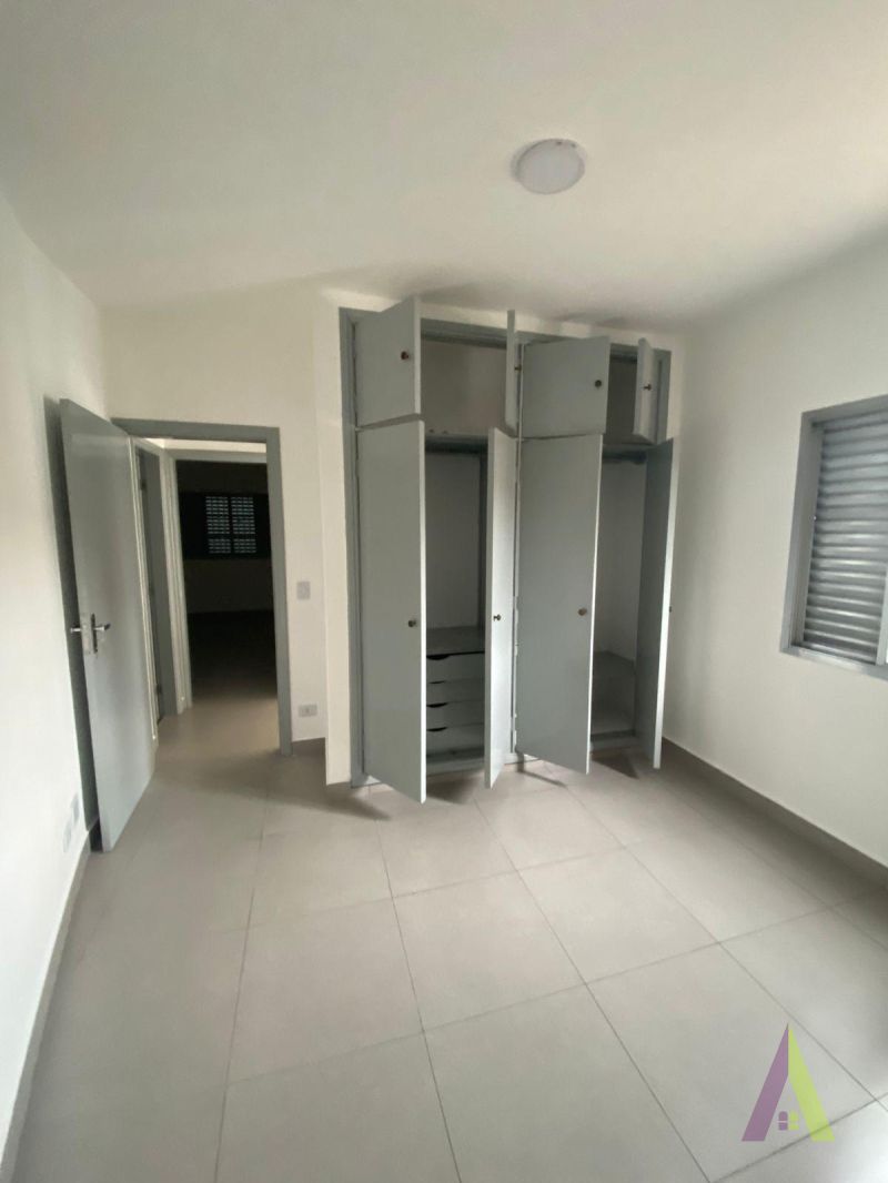 Apartamento com Quintal no Centro de São Roque!