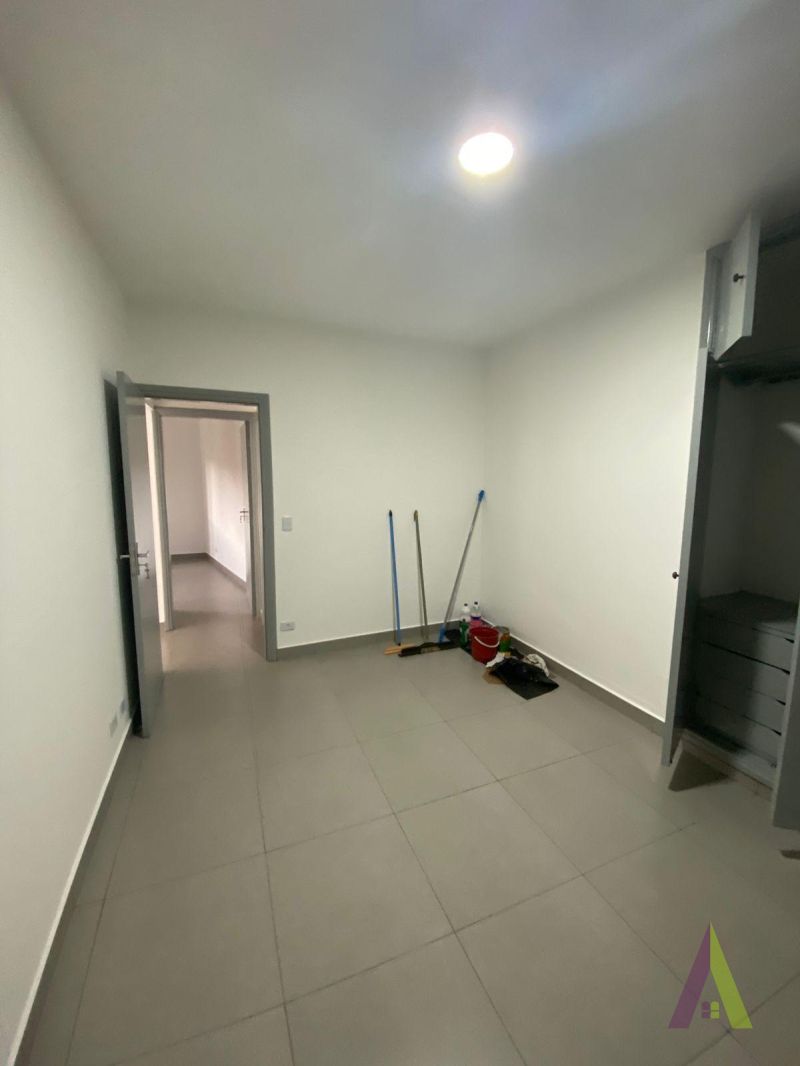 Apartamento com Quintal no Centro de São Roque!