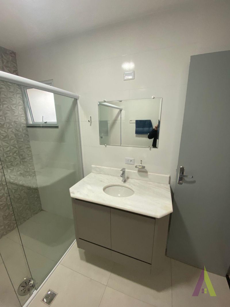 Apartamento com Quintal no Centro de São Roque!