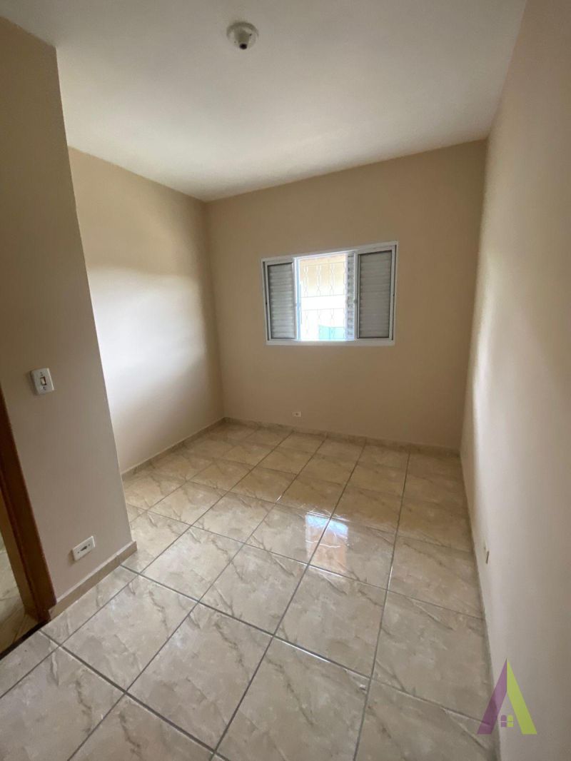 Sobrado Próximo em Condomínio Fechado de São Roque!