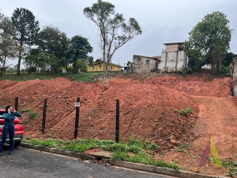 Terreno no Centro de São João Novo em São Roque!