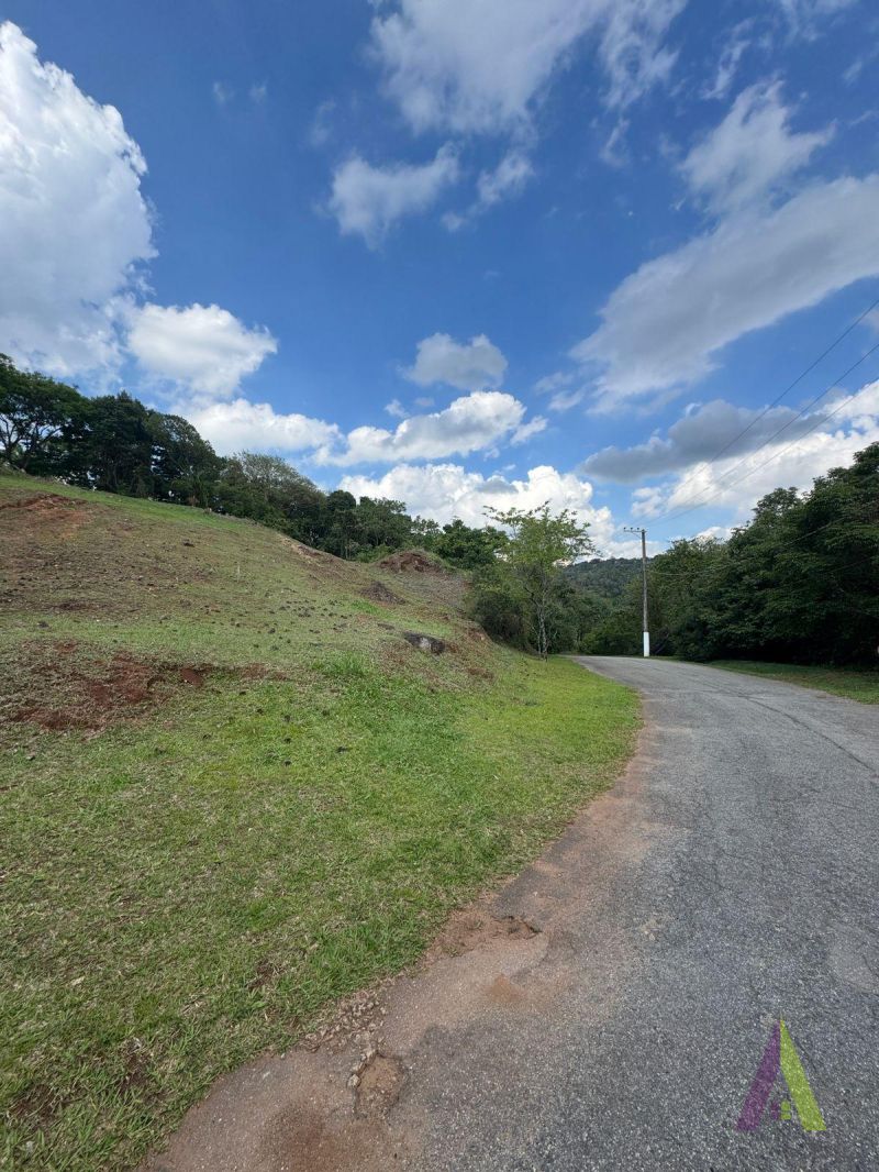 Terreno Com Vista Espetacular em Condomínio de Alto Padrão em São Roque!