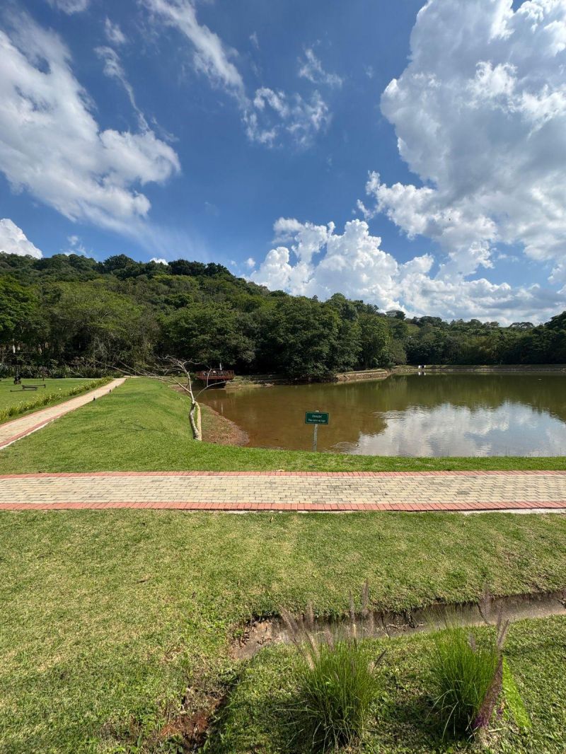 Terreno Com Vista Espetacular em Condomínio de Alto Padrão em São Roque!