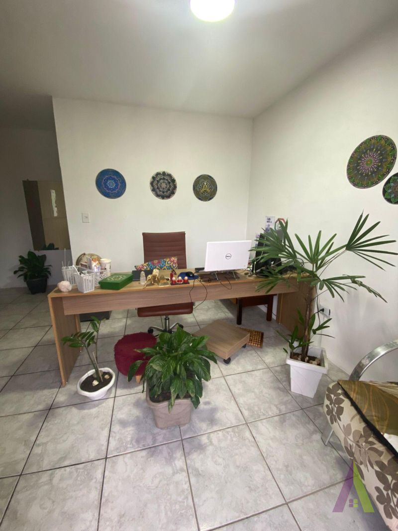 Sobrado em Bairro Tradicional em São Roque! 