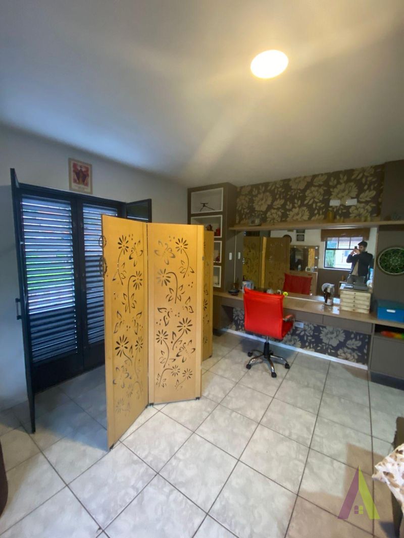 Sobrado em Bairro Tradicional em São Roque! 