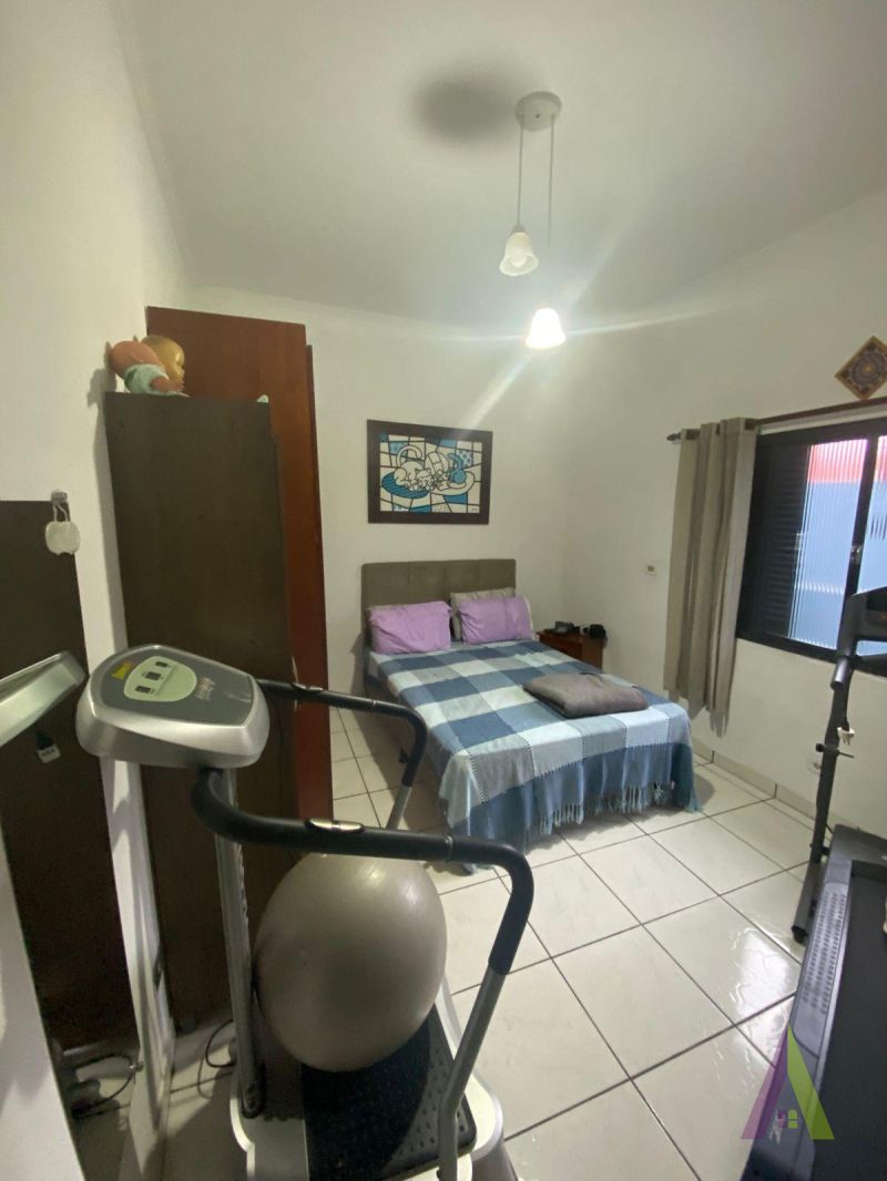 Sobrado em Bairro Tradicional em São Roque! 