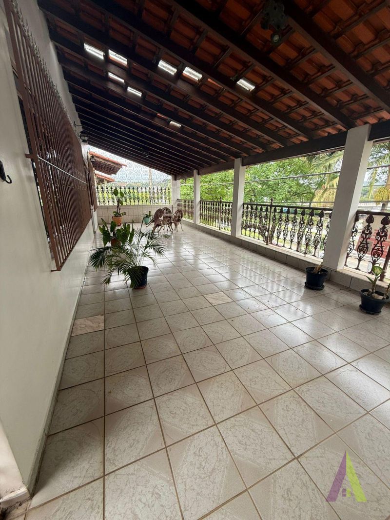 Sobrado com Edícula em Bairro Tradicional de São Roque!