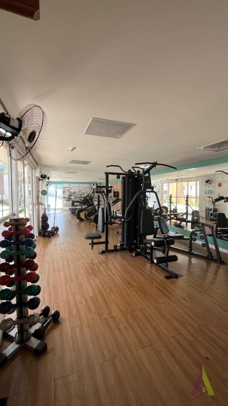 Apartamento Mobiliado com Quintal em Condomínio Resort de São Roque!