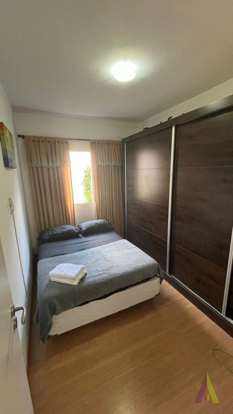 Apartamento Mobiliado com Quintal em Condomínio Resort de São Roque!