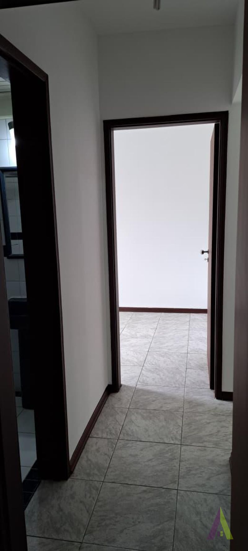 Apartamento em Bairro Tradicional em São Roque! 