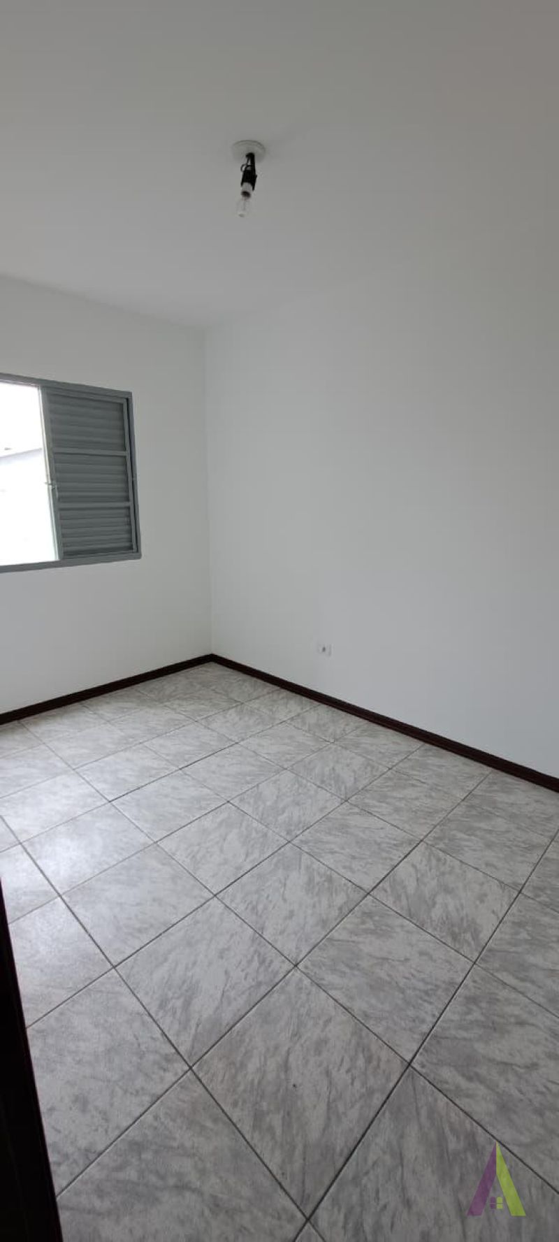 Apartamento em Bairro Tradicional em São Roque! 