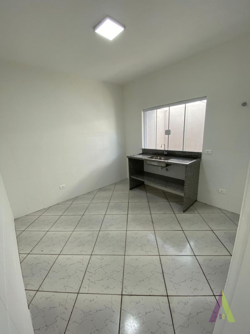 Casa em Condômino Fechado de São Roque!